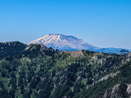 Hate in the Cascade states