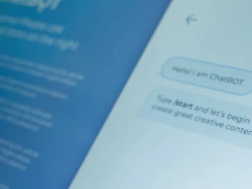  Short dialogues with AI reduce belief in antisemitic conspiracy theories